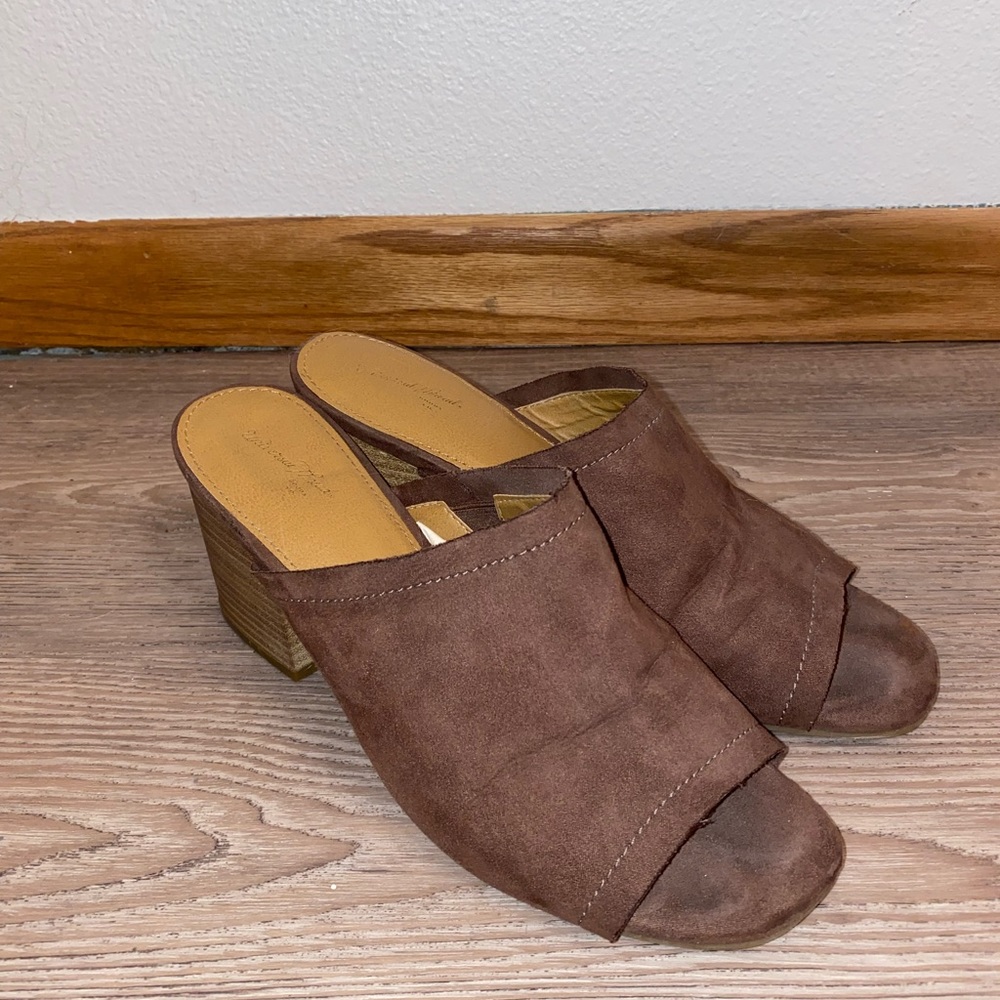 Universal Thread Open Toe Heeled Sandal